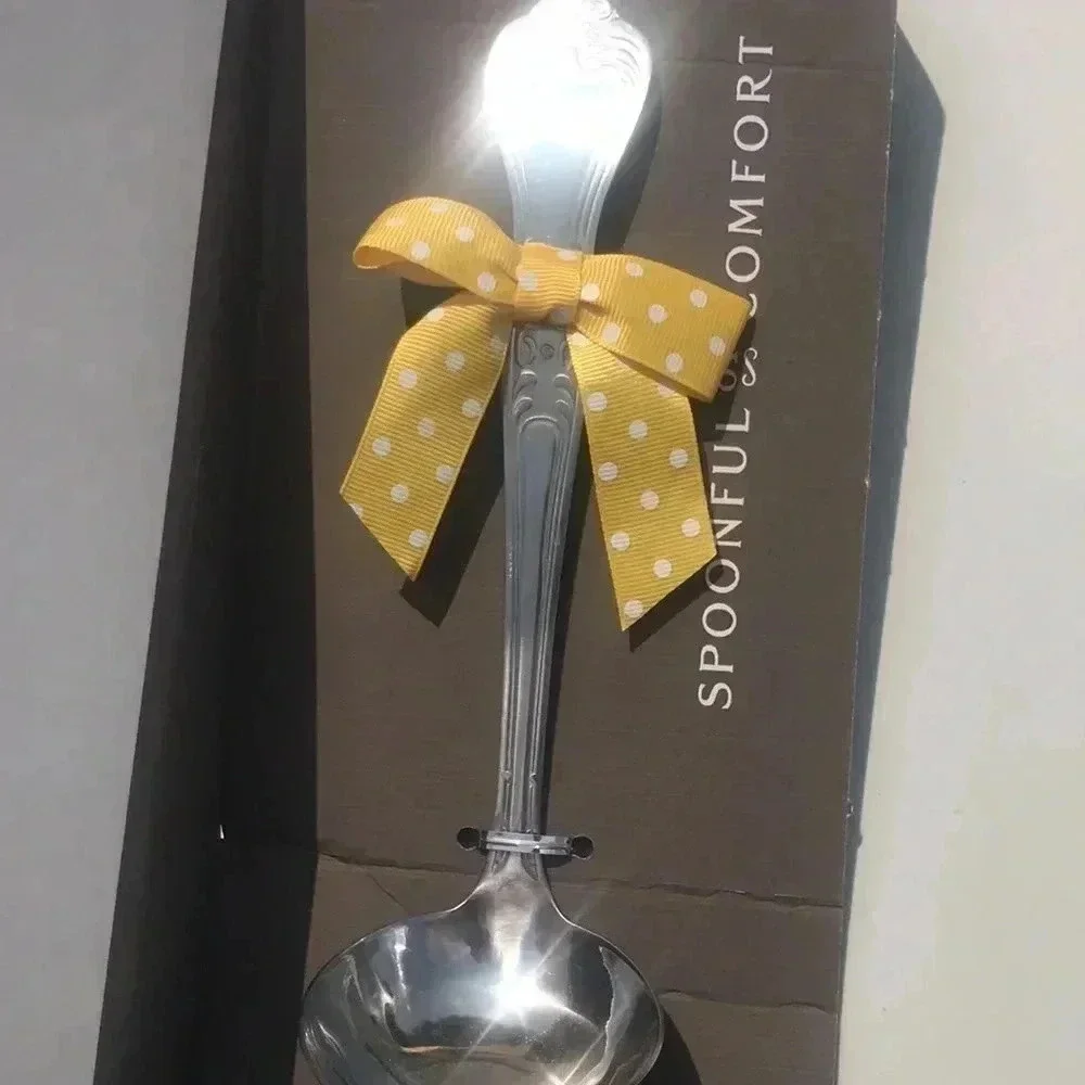 Silver ladle‎